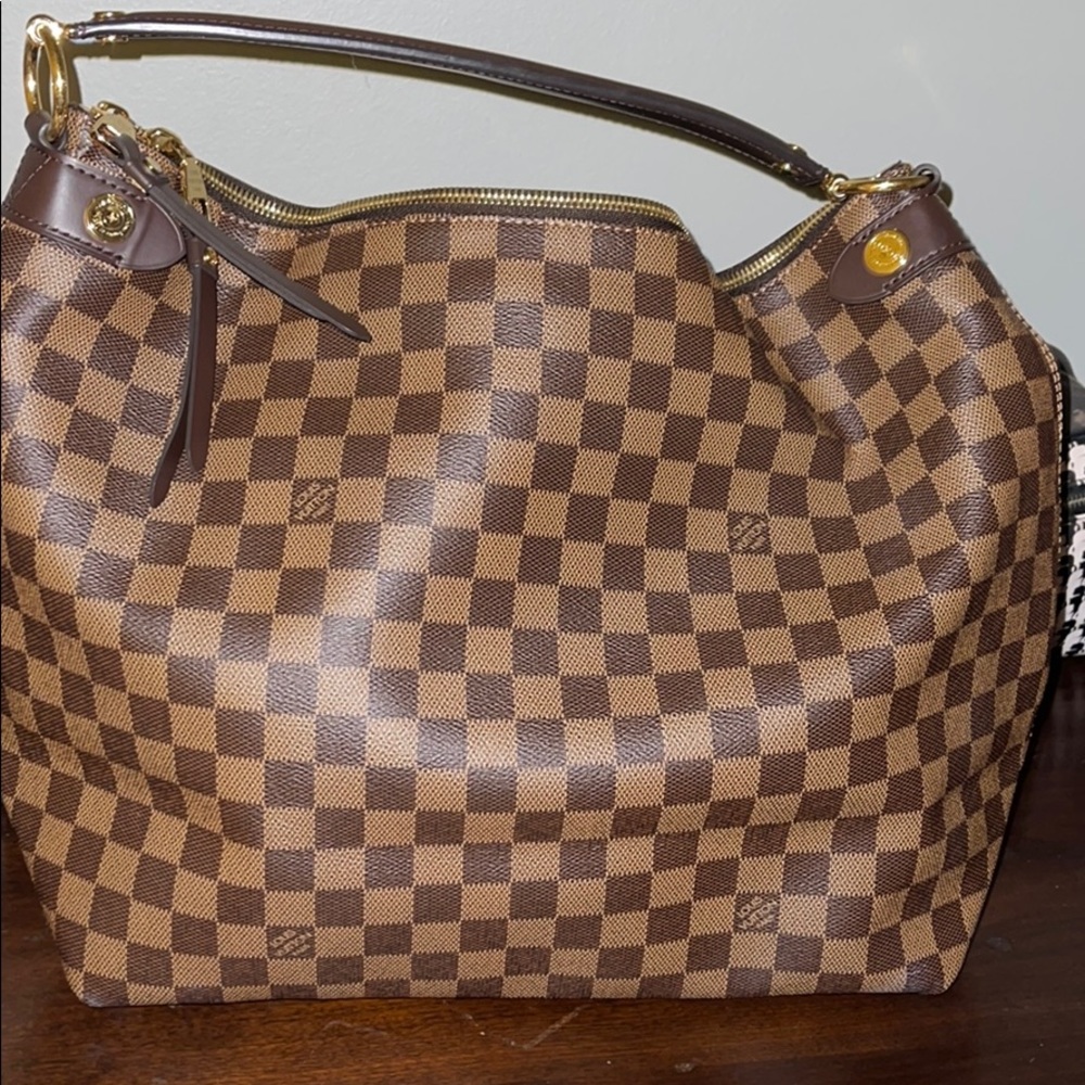 Lv Hobo bag